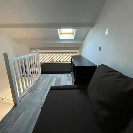 דירה Charmant Studio Avec Mezzanine *