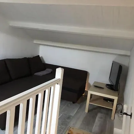 Charmant Studio Avec Mezzanine דירה *